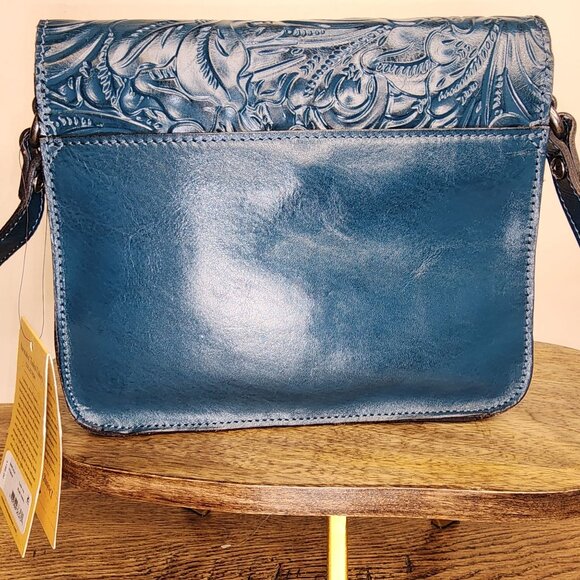 NWT-llina Flap Crossbody Bag in Coral Blue-Patricia Nash - Picture 16 of 16